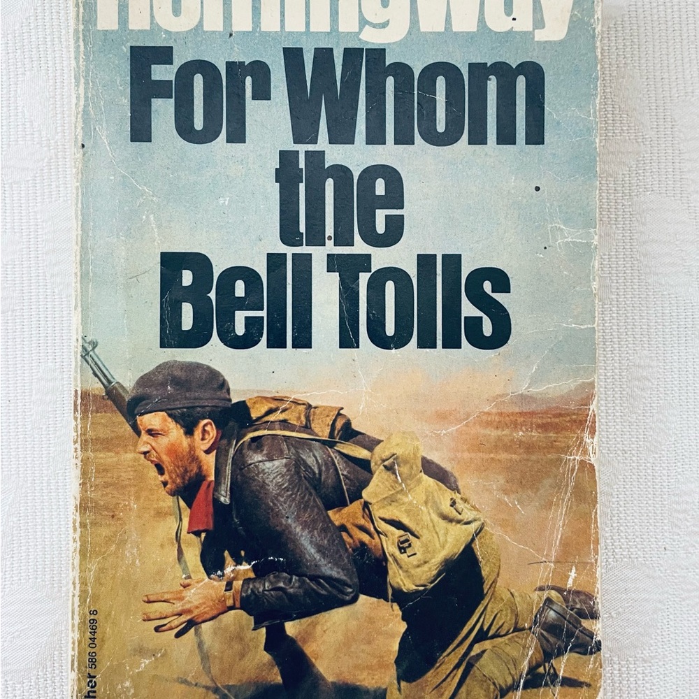 For Whom the Bell Tolls Book by Ernest Hemingway 1976 paperback Panther books